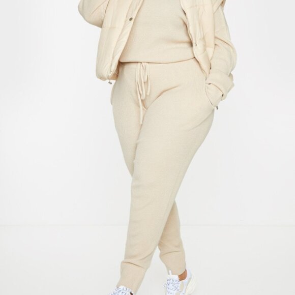 Pretty Little Thing Stone Knitted Lounge Set​​​ - Picture 3 of 5